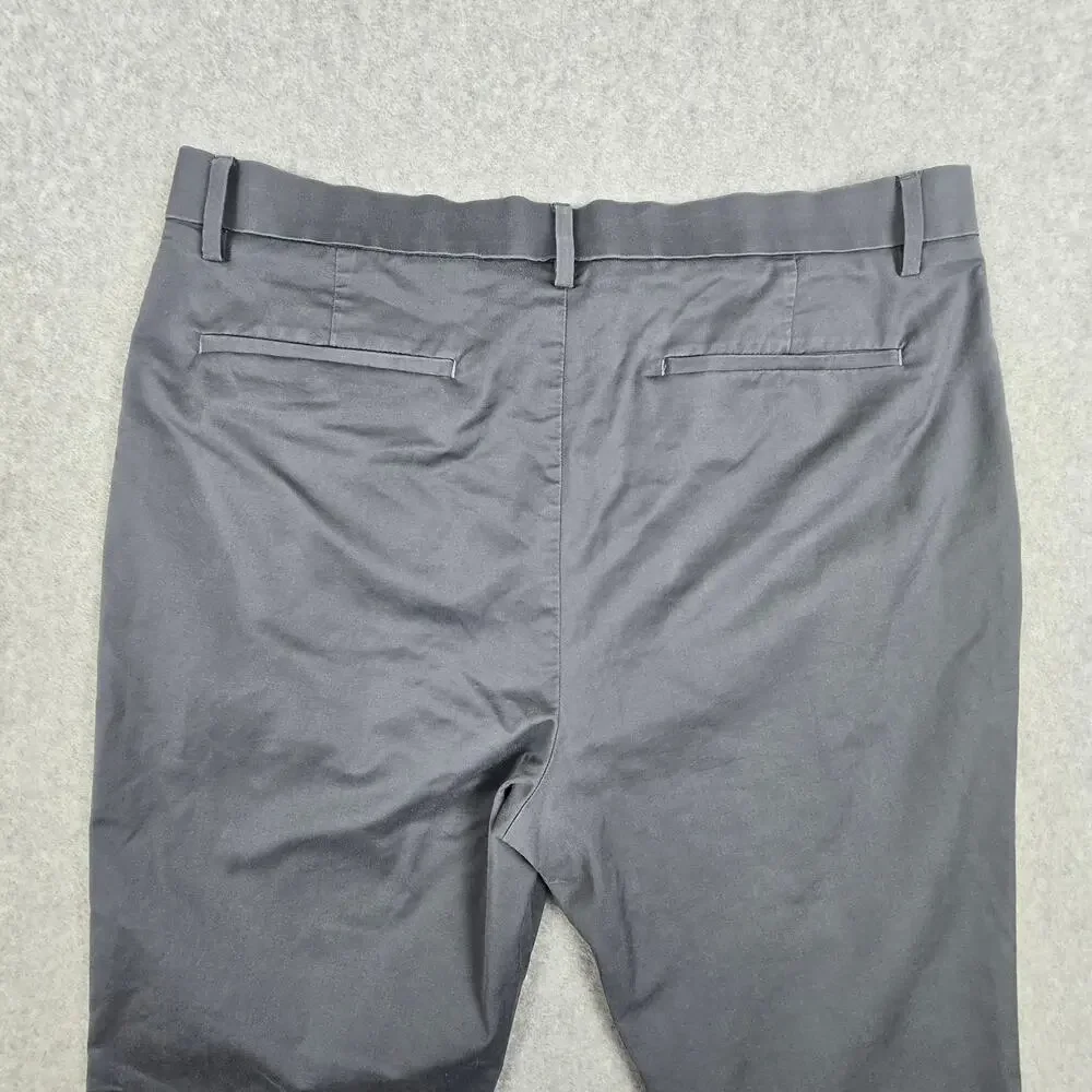 Banana Republic Mens 35x32 Gray Slim Fit Flat Front Chino Pants